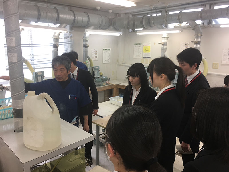企業見学(技工士科)