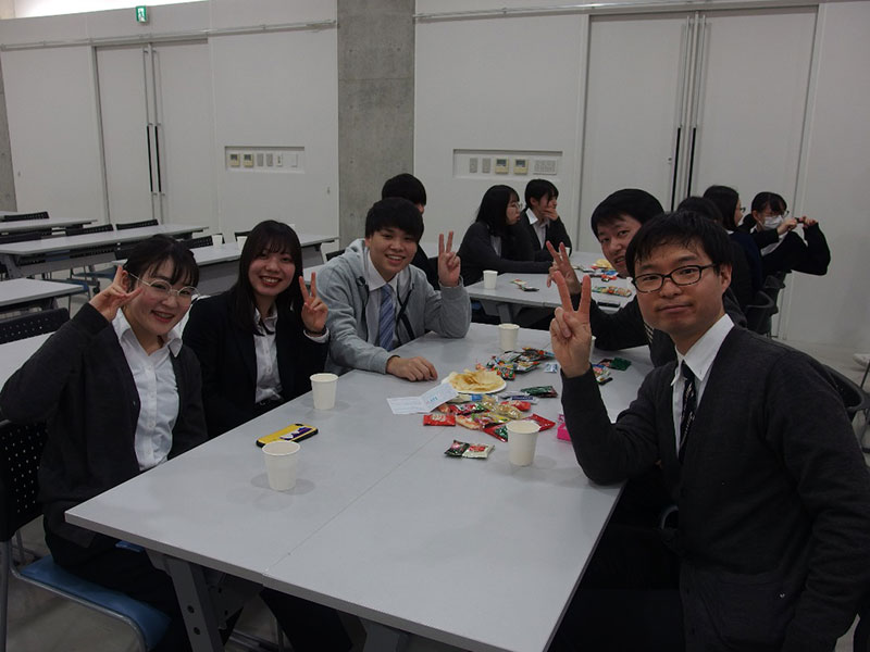 彫刻大会&クリスマス会(技工士科)
