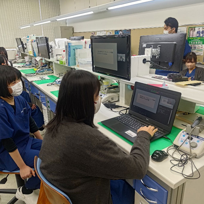 令和4年度 卒業製作発表会(技工士科)
