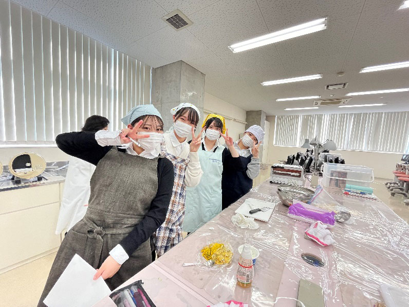 調理実習(衛生士科)