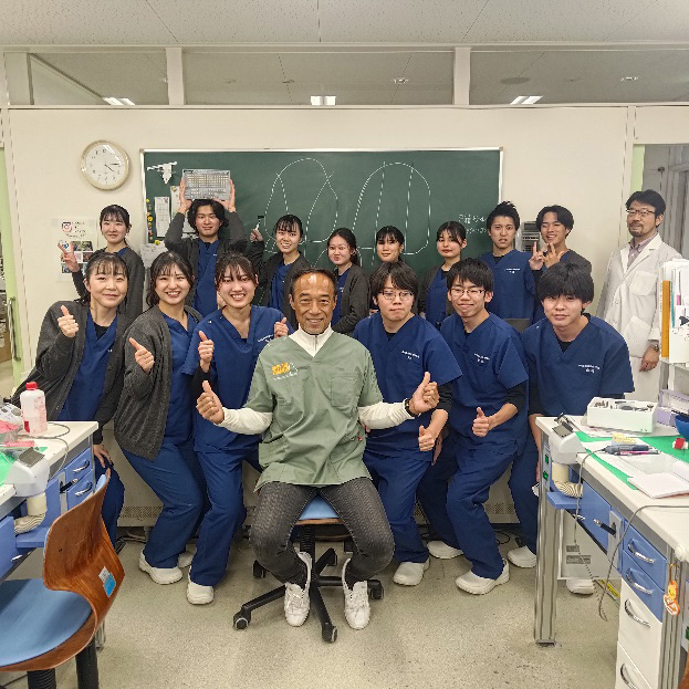 山田和伸先生ポーセレンセミナー(技工士科2年生)