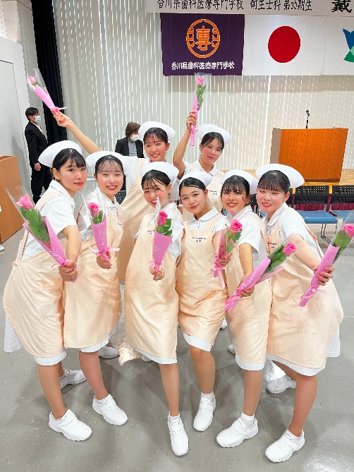 戴帽式(衛生士科2年生)