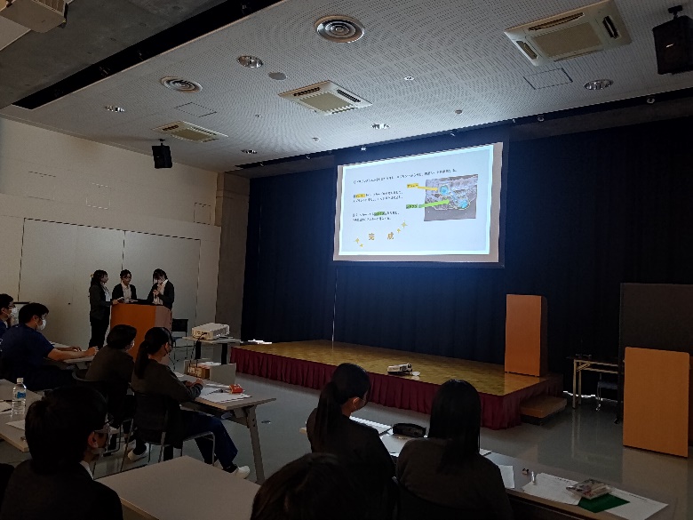 卒業製作発表会(技工士科)