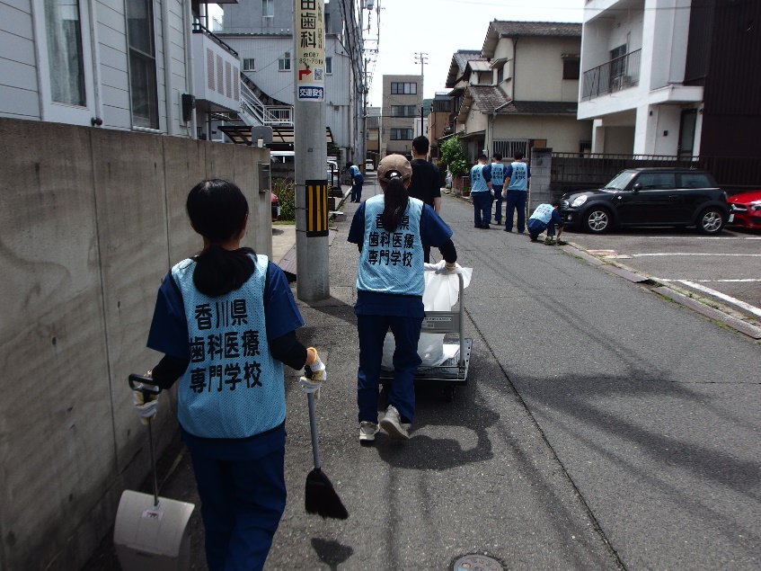 地域清掃(技工士科)