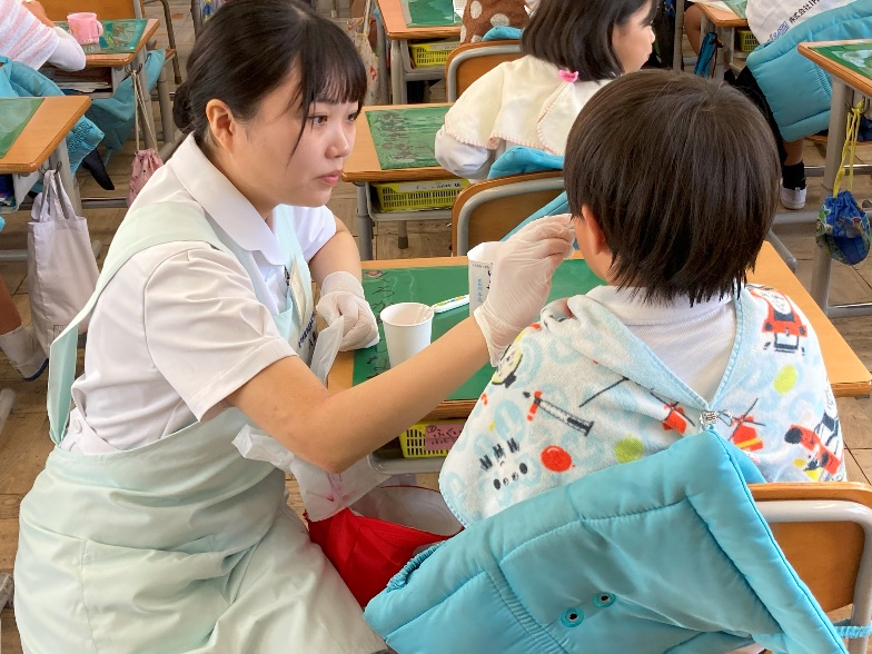 小学校歯磨き指導(衛生士科)