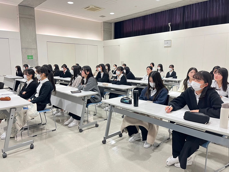 衛生士科3年生 衛生研究発表